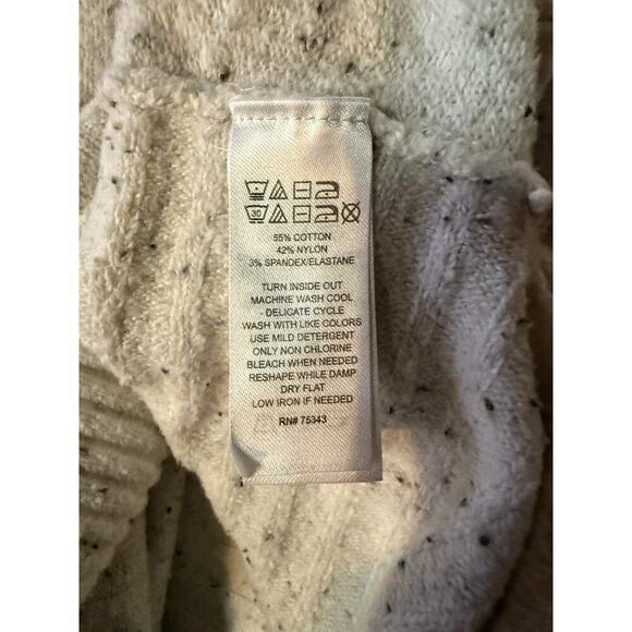 Ruby Moon Grey Knit Long Sleeve Cozy Sweater, Size Small - Picture 5 of 5